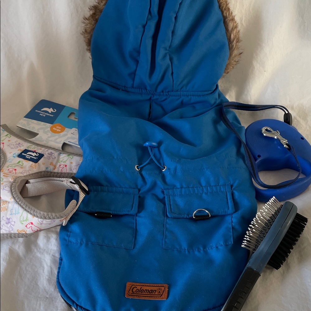 Coleman Blue Hooded Dog Jacket with 3 Accessories